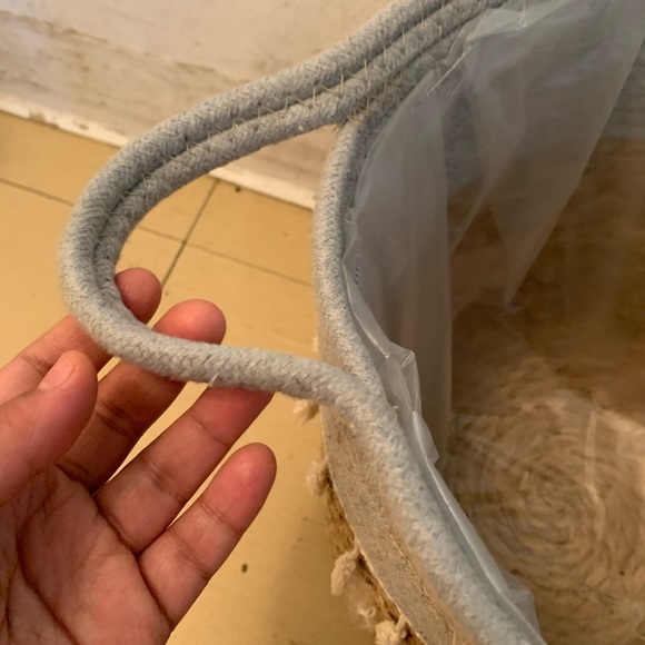 Bohemian Rope Woven Storage Basket with Tassels - Picture 7 of 11